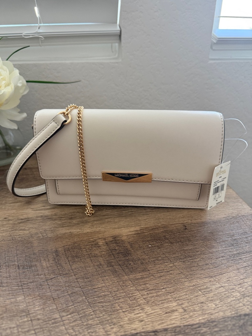 NWT Michael Kors Cream Leather Crossbody with Gold Chain RETAIL $258